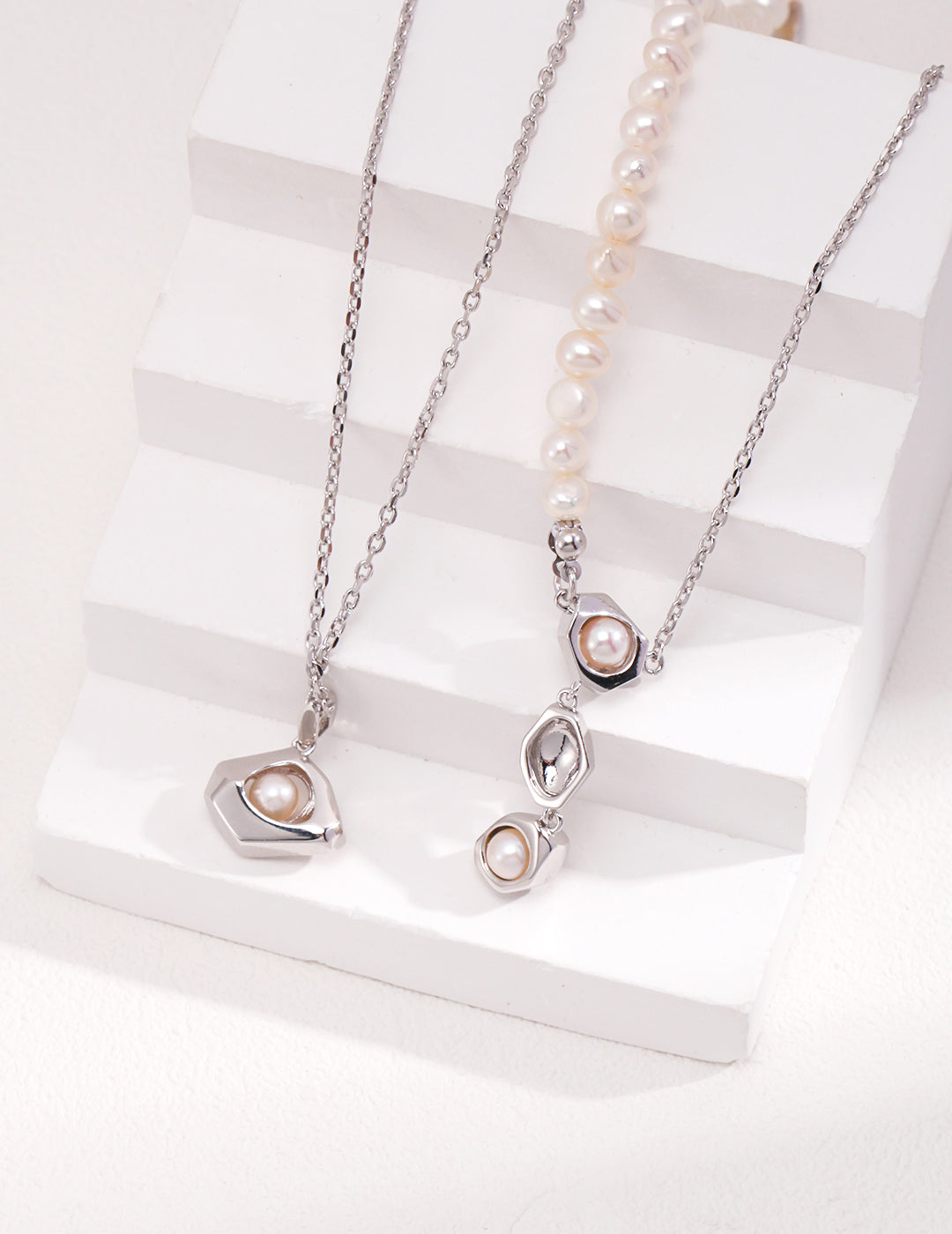 Sterling Silver Special-shaped Hollow Pearl Necklaces