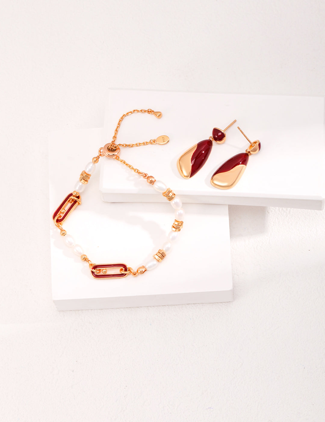 French Romantic Pearl Inlaid Red Drop Glaze Bracelets