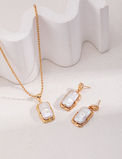 Natural Square Pearl Pendants Gold Beads Necklaces